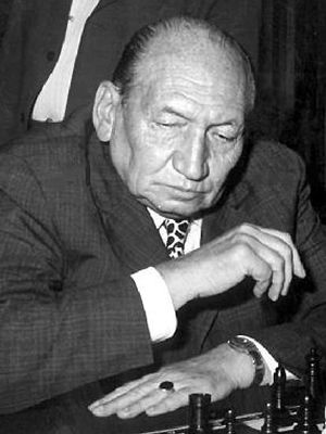 Эрих Элисказес