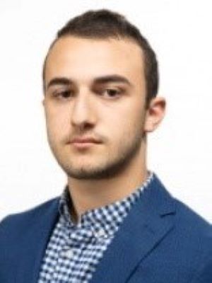 Арам Акопян