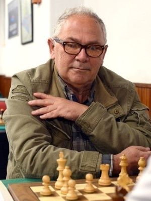 Боян Кураица