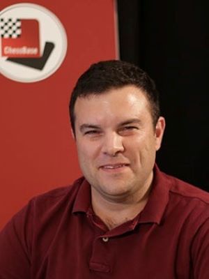 Николас Перт 