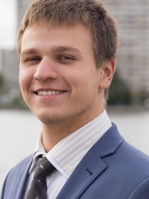 Максим Вавулин