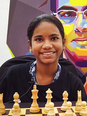 Савита Шри Б