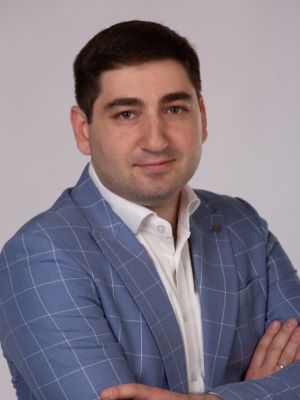 Юрий Айрапетян