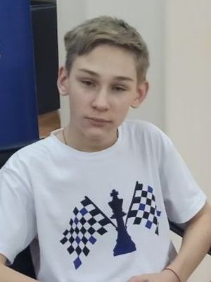 Денис Лазавик