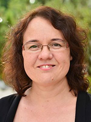 Марина Манаков