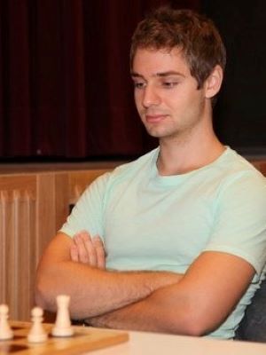 Оливер Михок