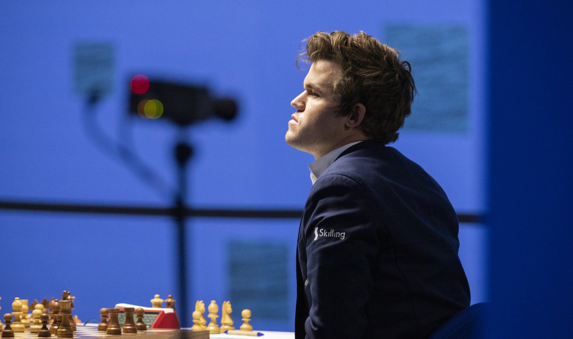 есипенко карлсен. андрей есипенко. олег борисович карякин. магнус карлсен нодирбек. магнус карлсен турнир.